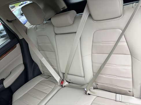 Certified 2022 Honda CR-V Touring image 32