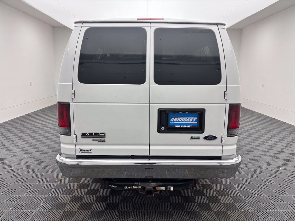 Used 2011 Ford E-350 and Econoline 350 XLT RWD image 9