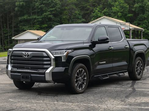 Used 2022 Toyota Tundra Limited AWD/4WD image 3