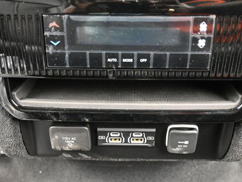 New 2026 Jeep Grand Wagoneer L 2WD image 35