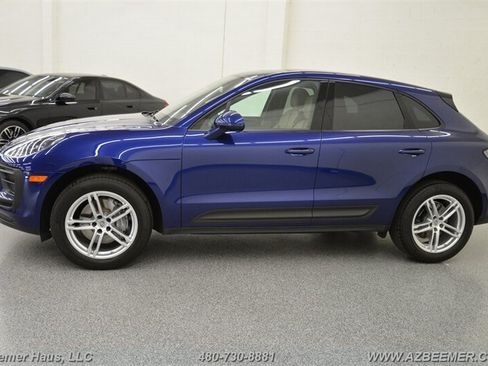 Used 2023 Porsche Macan AWD/4WD image 4