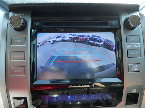 Used 2018 Toyota Tundra Limited AWD/4WD image 32