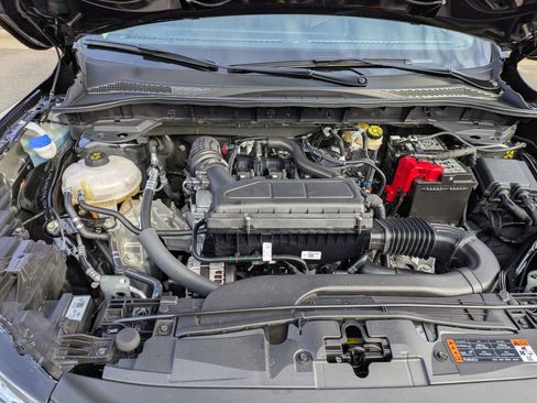 Certified 2025 Ford Escape Active image 40