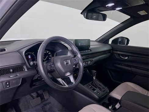 Used 2023 Honda CR-V Sport image 11