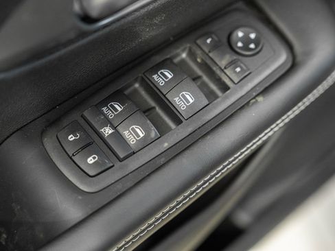 New 2026 Chrysler Pacifica Select image 41