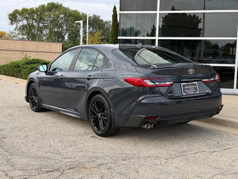 Used 2025 Toyota Camry SE w/ Multimedia Upgrade Package FWD image 5