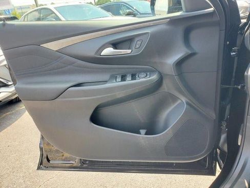 New 2026 Buick Envista Sport Touring FWD image 18