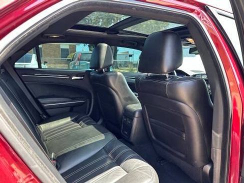 Used 2020 Chrysler 300 S RWD image 15