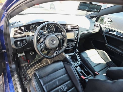 Used 2016 Volkswagen Golf R 4-Door AWD/4WD image 9
