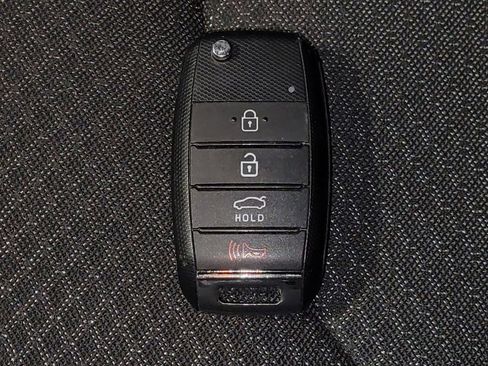 Used 2018 Kia Optima LX FWD image 32