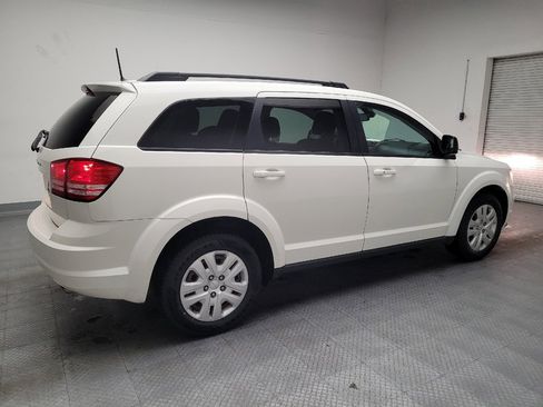 Used 2018 Dodge Journey SE image 10