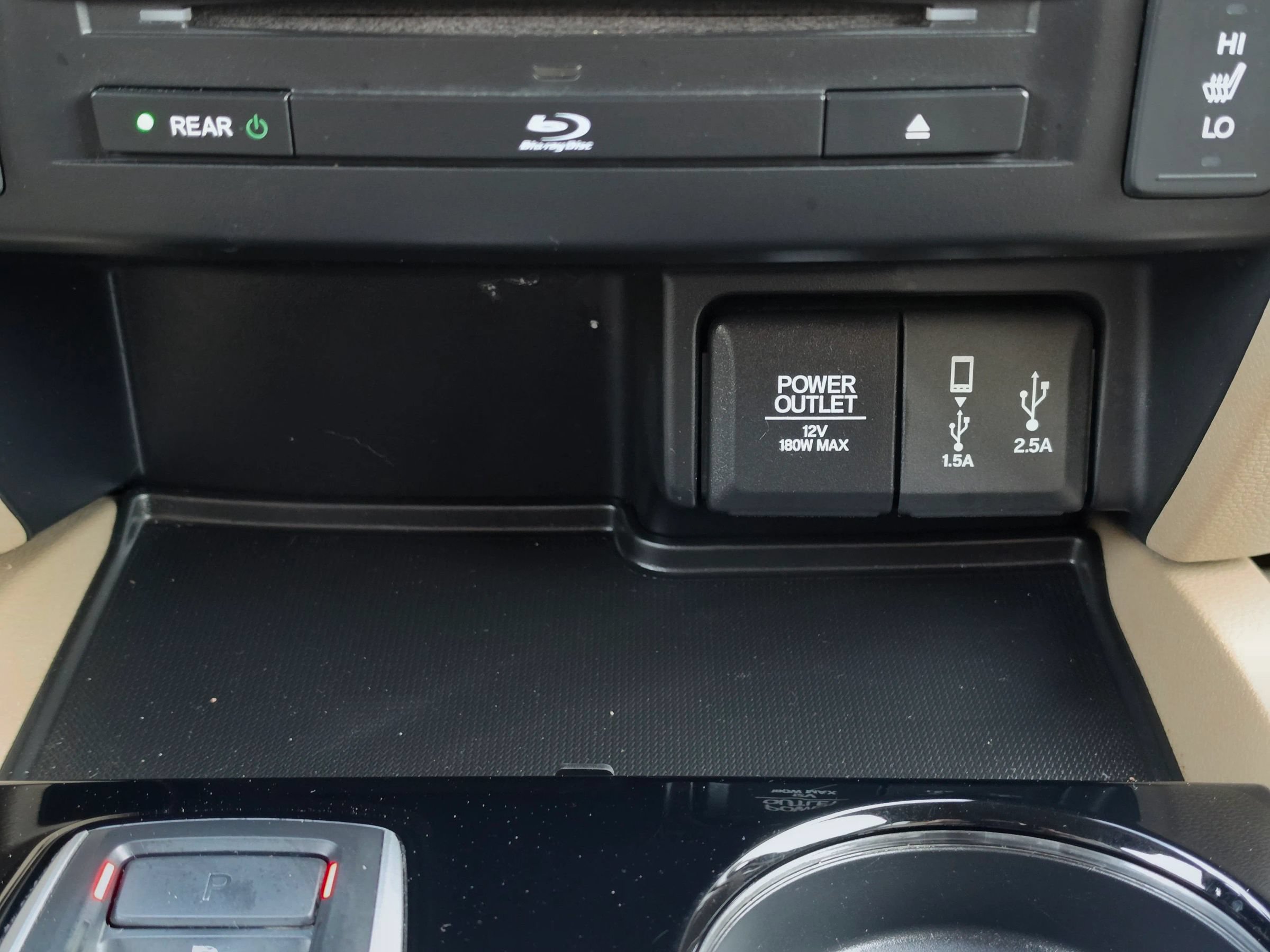 Used 2018 Honda Pilot Touring image 31