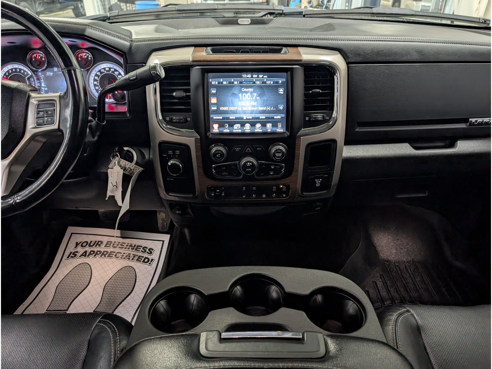 Used 2017 RAM 3500 Laramie AWD/4WD image 13