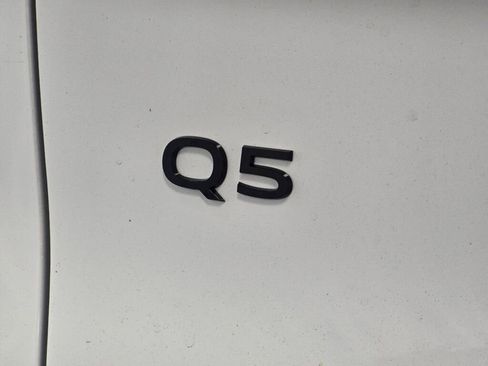 New 2025 Audi Q5 Premium Plus image 21