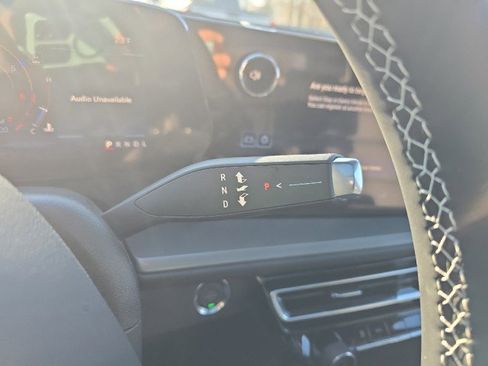 New 2026 Chevrolet Traverse LT image 26