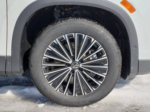 New 2026 Volkswagen Tiguan S image 12