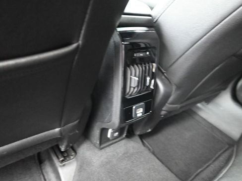 Used 2024 Jeep Compass Limited image 24