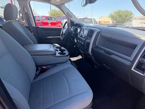 Used 2018 RAM 3500 Tradesman w/ Chrome Appearance Group image 7