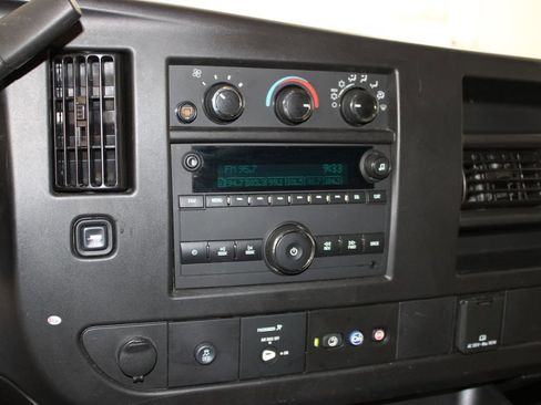 Used 2023 Chevrolet Express 3500 LS RWD image 39