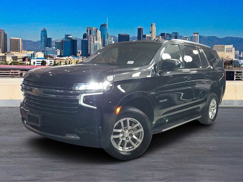Used 2024 Chevrolet Tahoe LT image 2