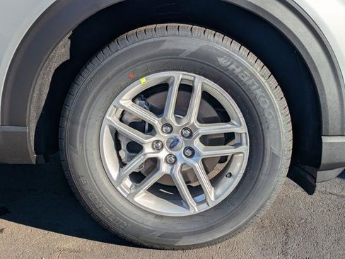 New 2026 Ford Explorer Active image 11