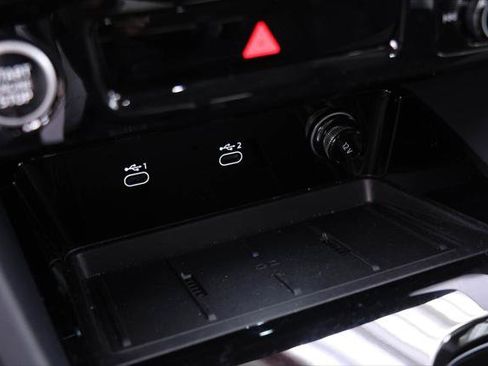 Certified 2025 Audi Q5 2.0T Premium w/ Convenience Package image 12