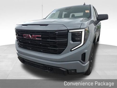 Used 2024 GMC Sierra 1500 Elevation AWD/4WD image 5