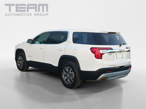 Used 2023 GMC Acadia SLE image 5