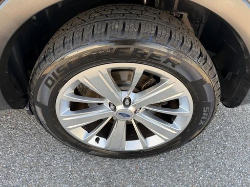 Used 2018 Ford Explorer Limited w/ Ford Safe & Smart Package image 66