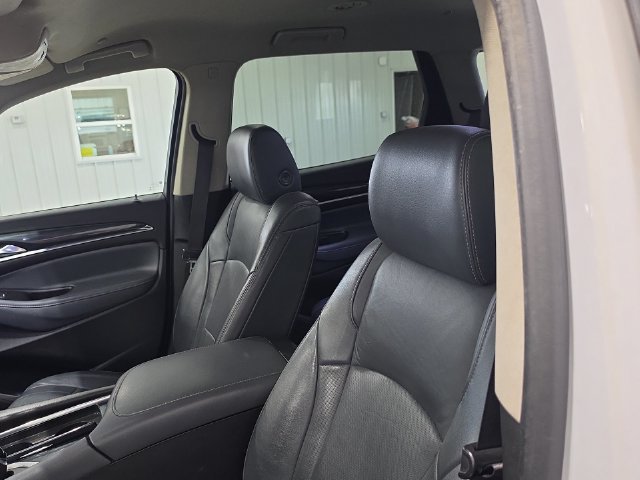 Used 2020 Buick Enclave Essence AWD/4WD image 23