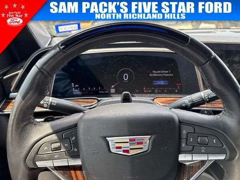 Used 2022 Cadillac Escalade ESV Premium Luxury w/ Performance Package AWD/4WD image 8