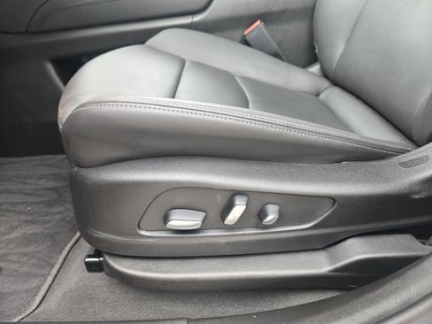 New 2025 Cadillac XT6 Premium Luxury w/ Technology Package image 17