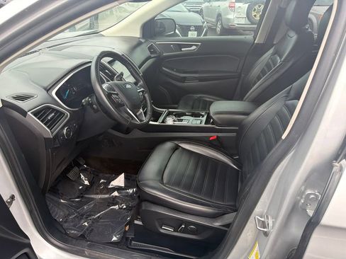 Used 2019 Ford Edge SEL w/ Equipment Group 201A FWD image 10