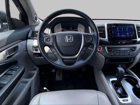 Used 2017 Honda Pilot EX-L image 6