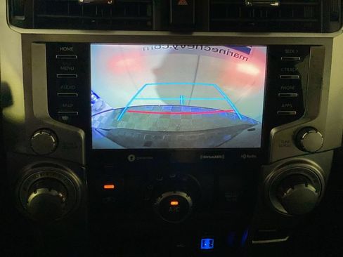 Used 2020 Toyota 4Runner SR5 Premium w/ Moonroof Package AWD/4WD image 20