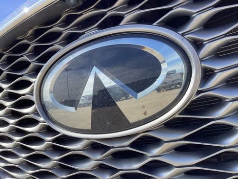 Used 2022 INFINITI QX55 Sensory w/ Lighting Package AWD/4WD image 3