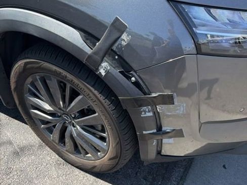 Used 2022 Nissan Pathfinder SL w/ SL Premium Package FWD image 4
