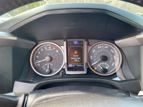 Used 2021 Toyota Tacoma SR5 image 21