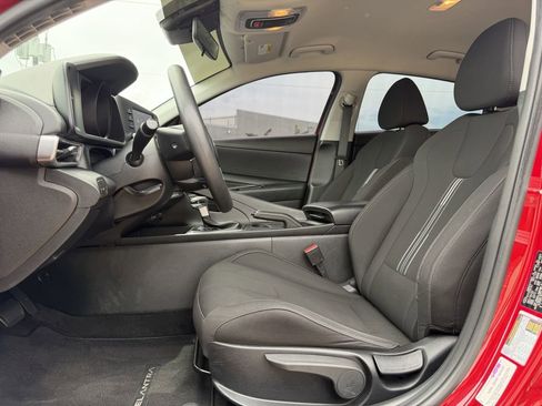 Used 2023 Hyundai Elantra SEL w/ Cargo Package FWD image 26