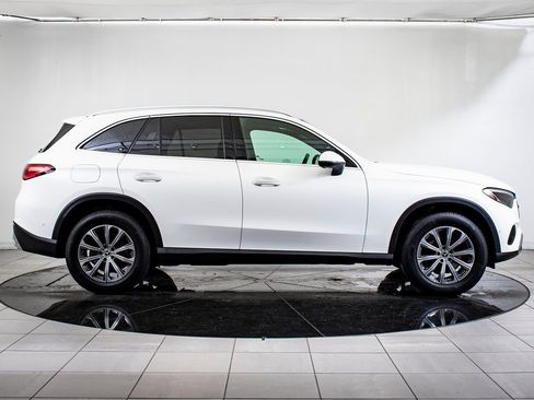 Certified 2025 Mercedes-Benz GLC 300 4MATIC image 6