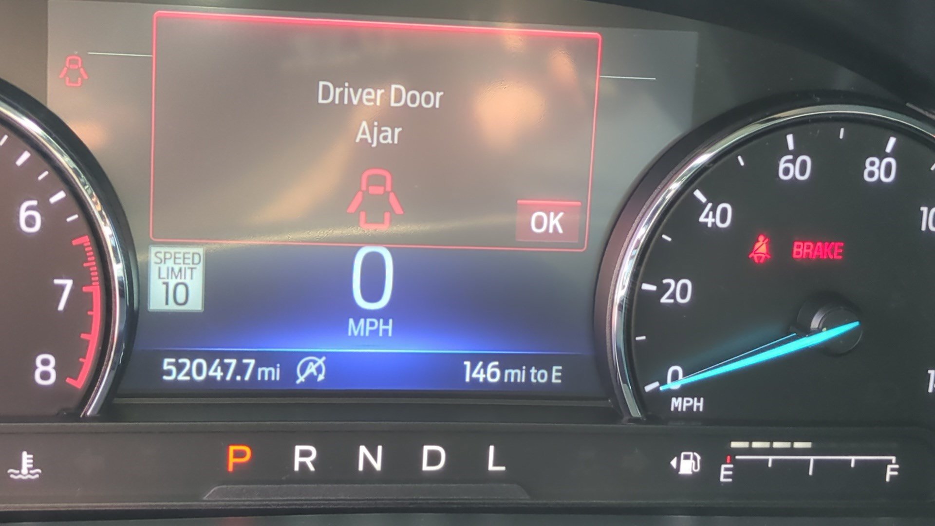 Used 2024 Ford Explorer XLT w/ Equipment Group 202A RWD image 22