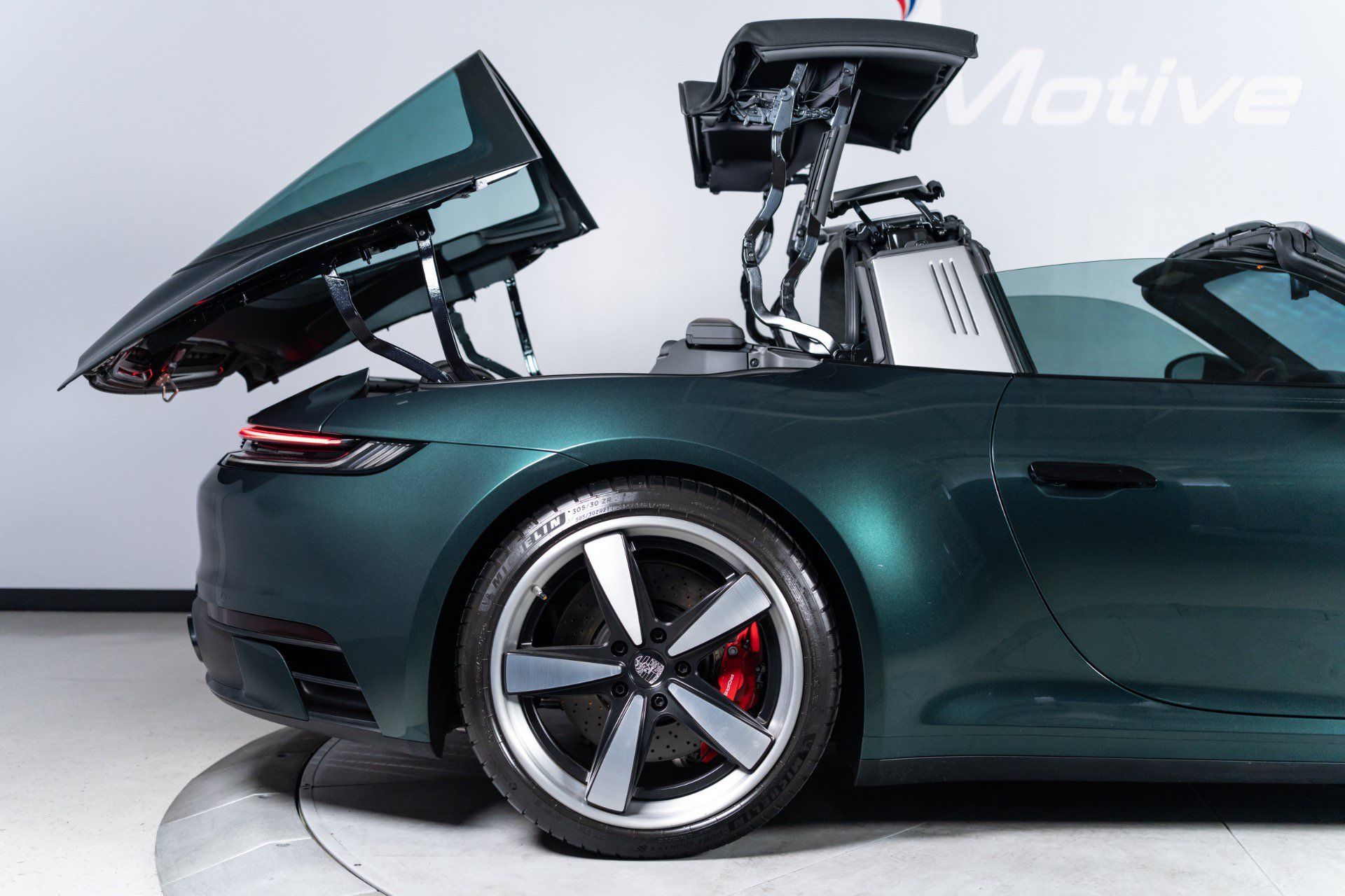 Used 2024 Porsche 911 Targa 4 GTS AWD/4WD image 74