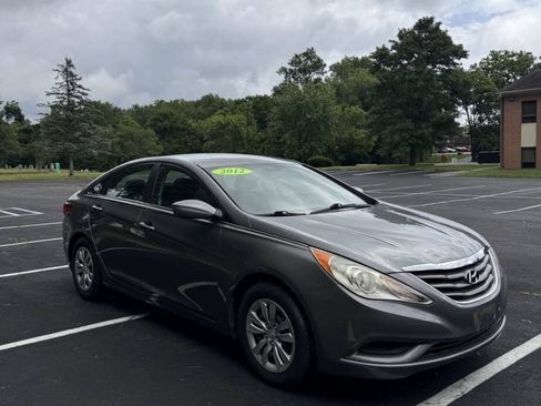 Used 2012 Hyundai Sonata GLS FWD image 4