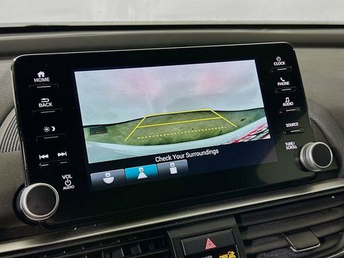 Used 2022 Honda Accord Sport image 10