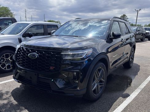 New 2026 Ford Explorer ST AWD/4WD image 6