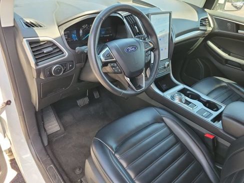 Used 2024 Ford Edge SEL AWD/4WD image 9