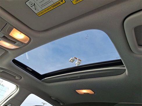 Used 2022 Hyundai Kona SEL w/ Convenience Package image 14