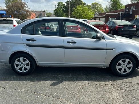 Used 2009 Hyundai Accent GLS image 4