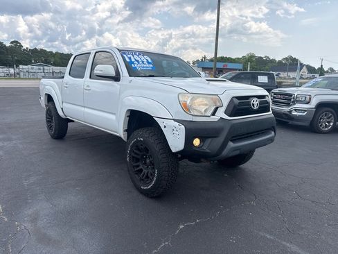 Used 2014 Toyota Tacoma 4x4 Double Cab w/ TRD Sport Package image 7