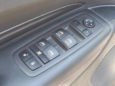 Used 2022 Dodge Durango R/T w/ Blacktop Package AWD/4WD image 23